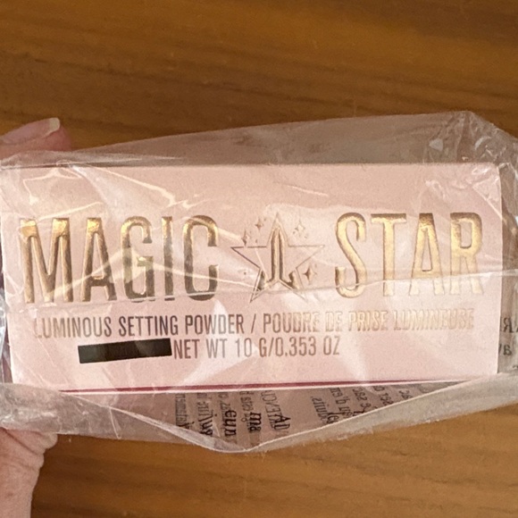 Jeffree Star Magic Star Luminous Setting Powder NWT Translucent - Picture 2 of 3